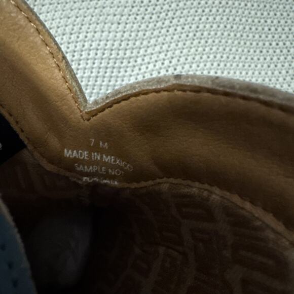 Dingo Womens Sugar Bugie Bootie Blue Suede Cowboy Boots Embroidered Sz 7M NWOT - Picture 7 of 8